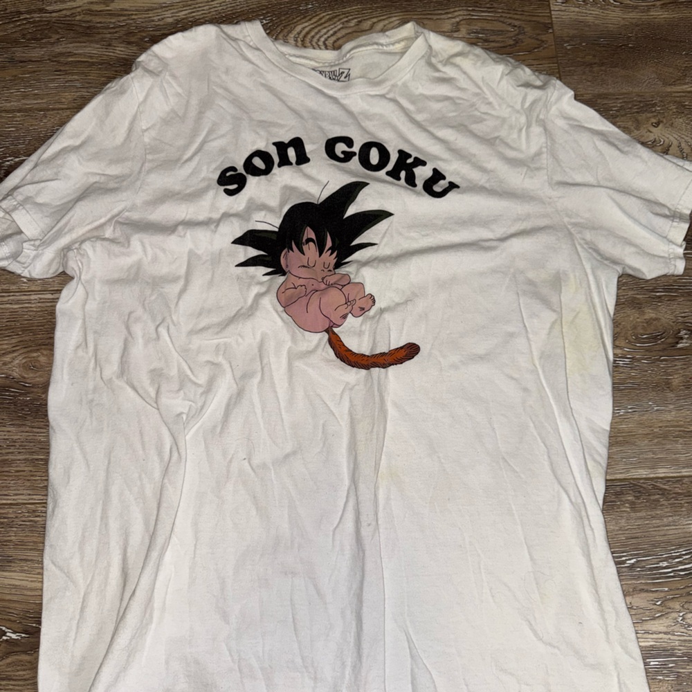 Son Goku White Graphic Short Sleeve Tee